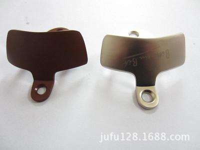 挂壁开瓶器制作工艺与批发指南 聚焦东莞市石排距富工艺品厂的专业优势